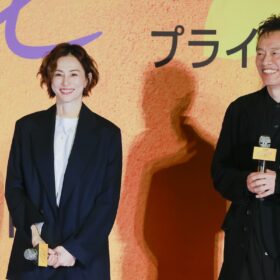 米倉涼子、感謝と涙の完成披露　遠藤憲一「涼子ちゃん元気です！」優しい激励に笑顔