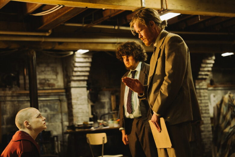 『ブゴニア』
(C)2025 FOCUS FEATURES LLC.
