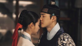 EXOスホが命を狙われる世子に!? ロマンス＆サスペンス時代劇『世子〈セジャ〉が消えた～禁じられた愛～』