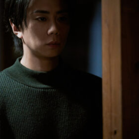 北山宏光、7年ぶり映画出演でホラー主演！ 雪に潜む“白い怪異”描く『氷血』