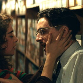 『マーティ・シュプリーム 世界をつかめ』