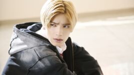 高橋恭平の“コワモテなのにピュア”が沼すぎる！ はにかみ笑顔に心奪われる声続出