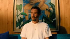 キアヌ・リーブス、キャリア崩壊の危機に直面!?　過去と向き合う“謝罪行脚”の旅へ