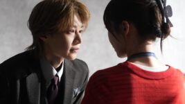 今野大輝、俺様気質で魅せる『その天才様は偽装彼女に執着する』予告公開！ 濡れ髪ショットも話題