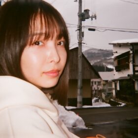 『東京逃避行』