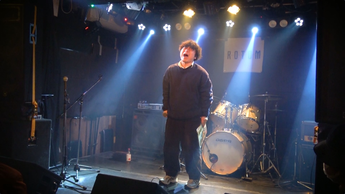 『詩人 iidabii ある宗教2世の記録』