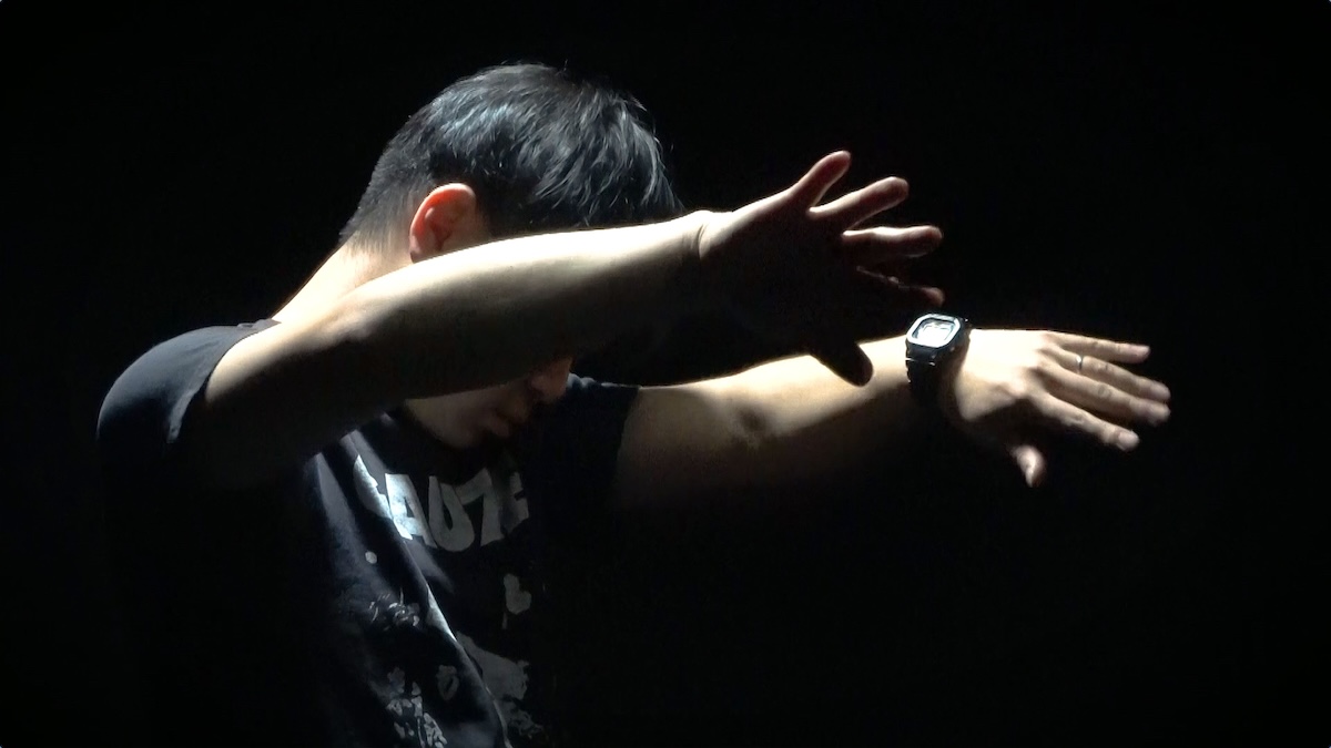 『詩人 iidabii ある宗教2世の記録』