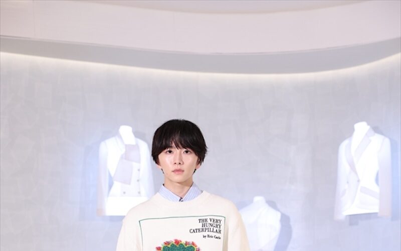 板垣李光人、“はらぺこあおむし”ニットでディオール降臨、杉野遥亮は洗練アイビールック披露