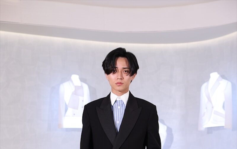 永瀬廉「僕にとって思い出があるジャケット」 Diorイベントで語った特別な一着と大阪の記憶