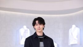 横浜流星、“遊び心”光るディオールコーデ披露　中川大志は鮮やかブルーシャツで存在感