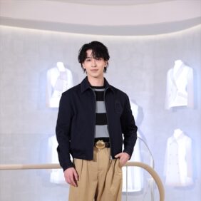 横浜流星、“遊び心”光るディオールコーデ披露　中川大志は鮮やかブルーシャツで存在感