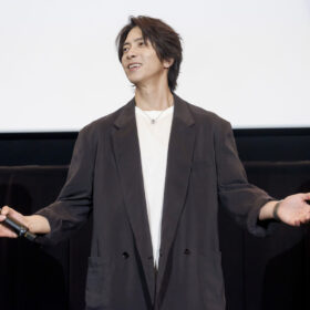 山下智久、市原隼人とのケミストリーを熱弁！ 映画『正直不動産』名古屋出張舞台挨拶