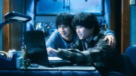 松村北斗、『汝、星のごとく』で横浜流星の親友役 「放っておいてはいけない」と直感した思い明かす