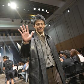 の配信記念イベントが6月29日に開催。キャストの小栗旬、蒼井優、広瀬すず、林遣都、竹野内