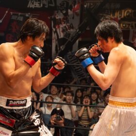 鈴鹿央士VS伊勢谷友介、リング上で激突！『喧嘩独学』命懸けの“下剋上”バトル