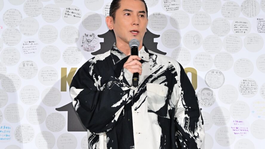 本木雅弘、黒沢清監督への愛が爆発！ 『黒牢城』舞台挨拶で熱弁止まらず時間オーバー