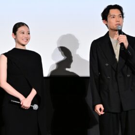 松村北斗＆今田美桜が東野圭吾原作への思いと見どころを熱弁 『白鳥とコウモリ』完成披露