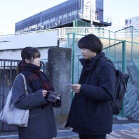 松村北斗×今田美桜、“禁断のバディ”はいかに生まれた？『白鳥とコウモリ』撮影の舞台裏