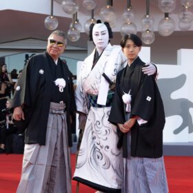 市川團十郎、歌舞伎衣裳でヴェネチアを魅了！ 三池崇史監督『襲名』公式上映に約5分間の喝采