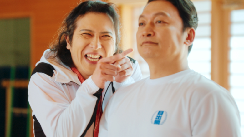 ©仲間りょう／集英社 ©2027 映画「高校生家族」製作委員会