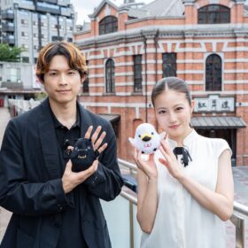 松村北斗＆今田美桜、台湾で熱烈歓迎！『白鳥とコウモリ』イベントに約3000人が集結