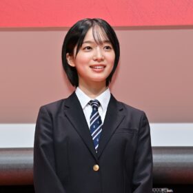 早瀬憩、撮影中にスマホのアプリが全消失する怪現象!?『呪いのスマホ』イベントで衝撃の恐怖体験を告白