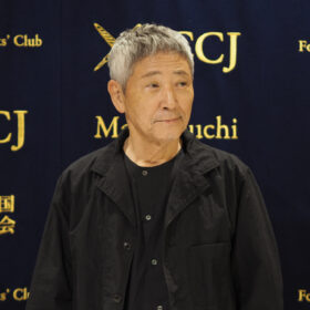 小林薫『深夜食堂』海外人気に驚き「なぜ受け入れられているのか不思議」 日本外国特派員協会の記者会見に登場