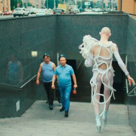 男として扱われると苦しくなる 存在するだけで罪になる国で生きる21歳の決断