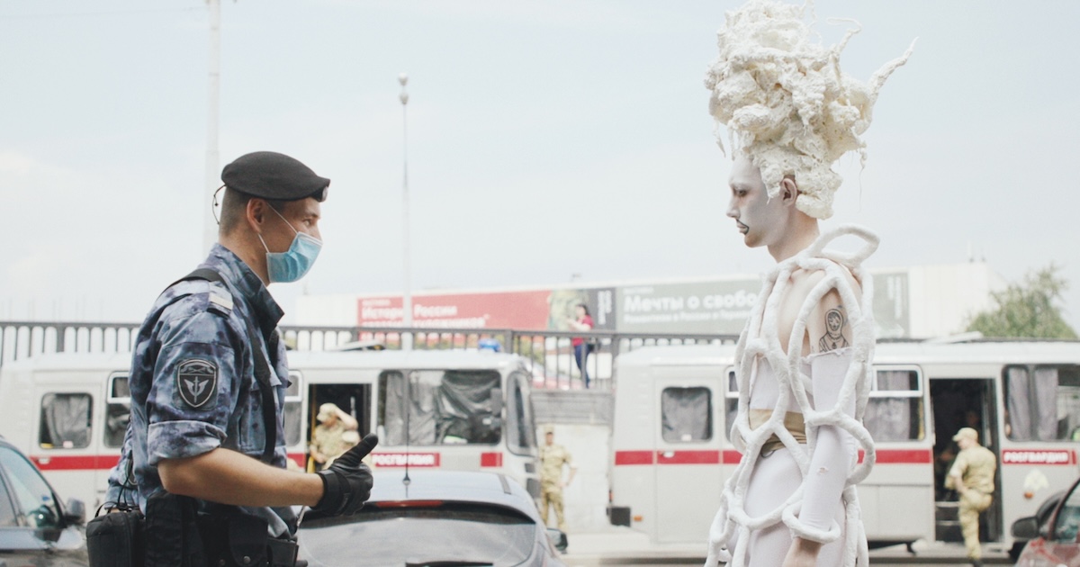 『クイーンダム／誕生』