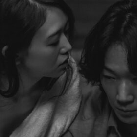 『星と月は天の穴』