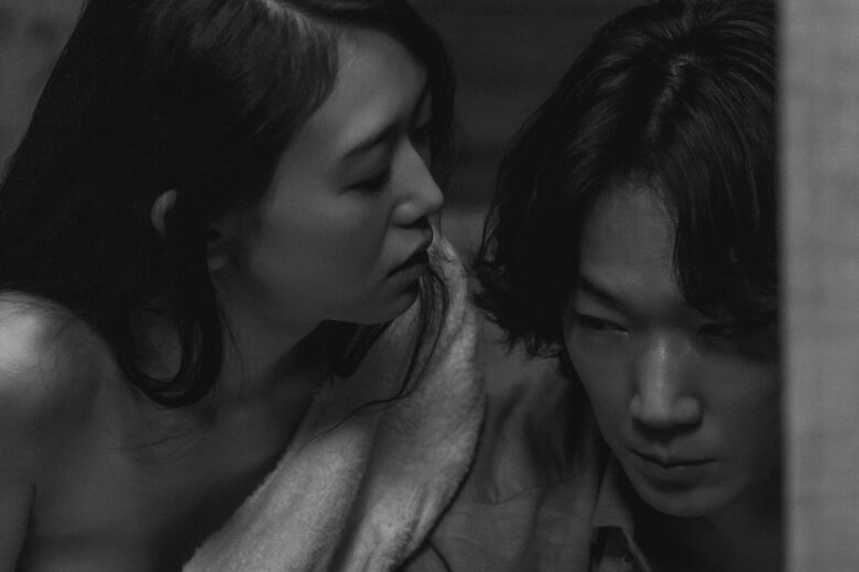 『星と月は天の穴』