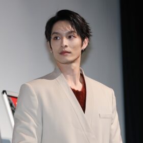 『ピアス　刺心』