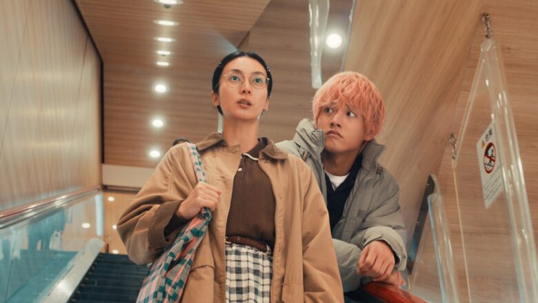 Netflix映画『余命一年、男をかう』　片倉唯／柴咲コウ
