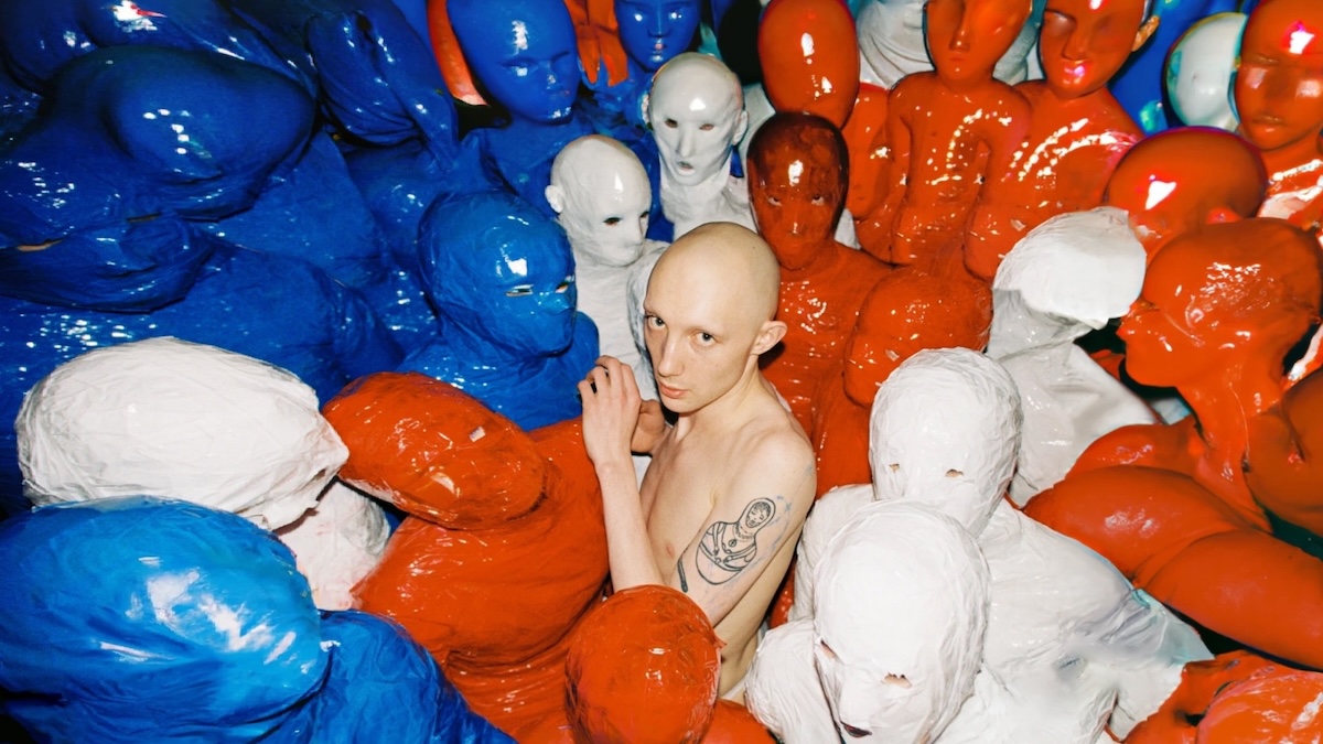 『クイーンダム／誕生』